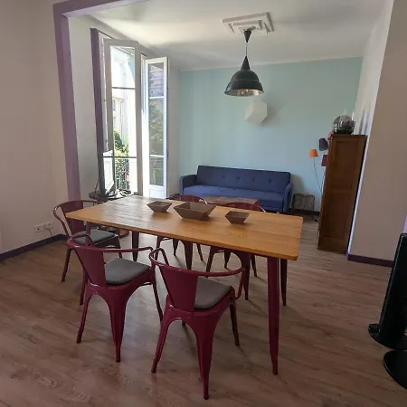 Au Calme Centre Liberation Apartament *